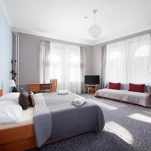 Bell Hotel